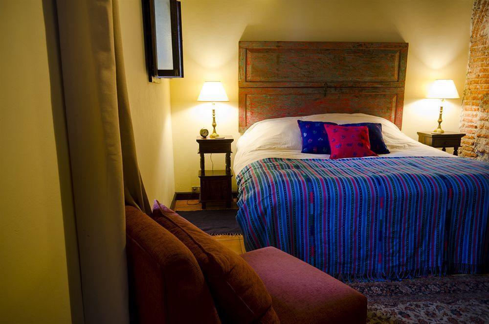 Hotel Sor Juana Antigua Buitenkant foto