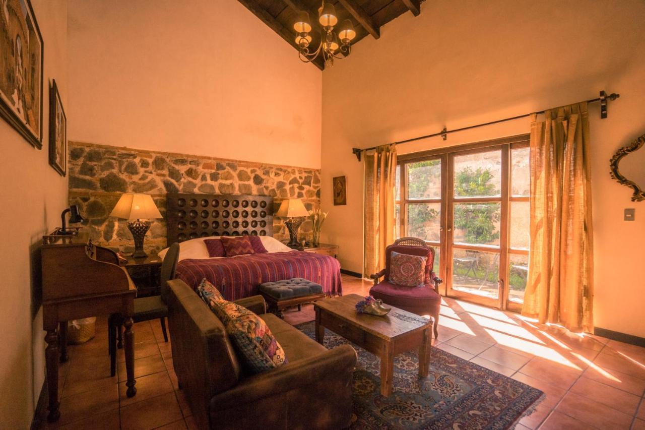 Hotel Sor Juana Antigua Buitenkant foto