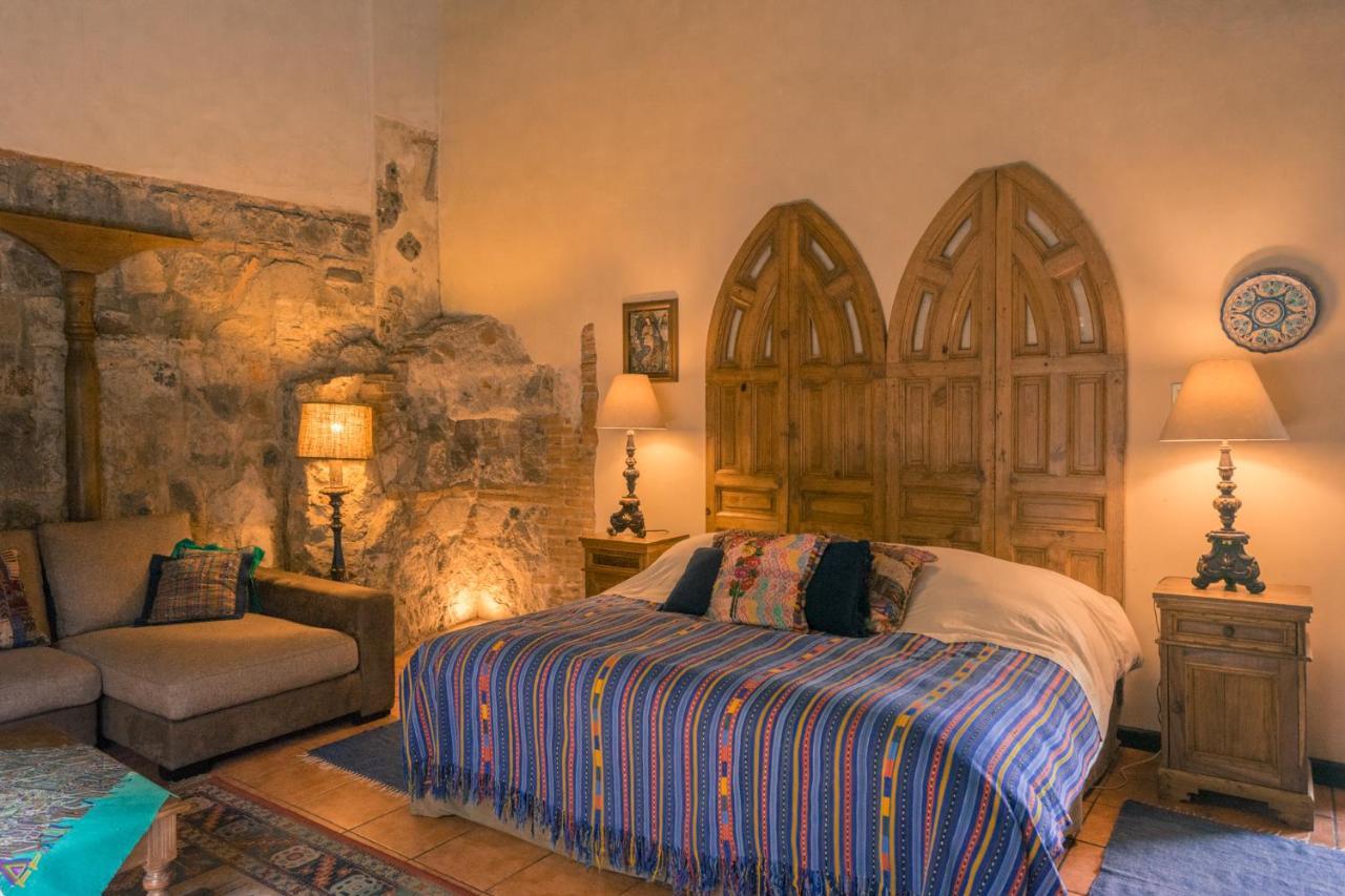 Hotel Sor Juana Antigua Buitenkant foto