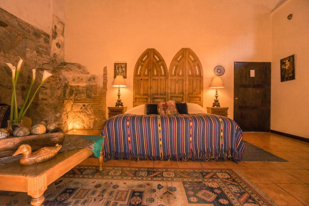 Hotel Sor Juana Antigua Buitenkant foto