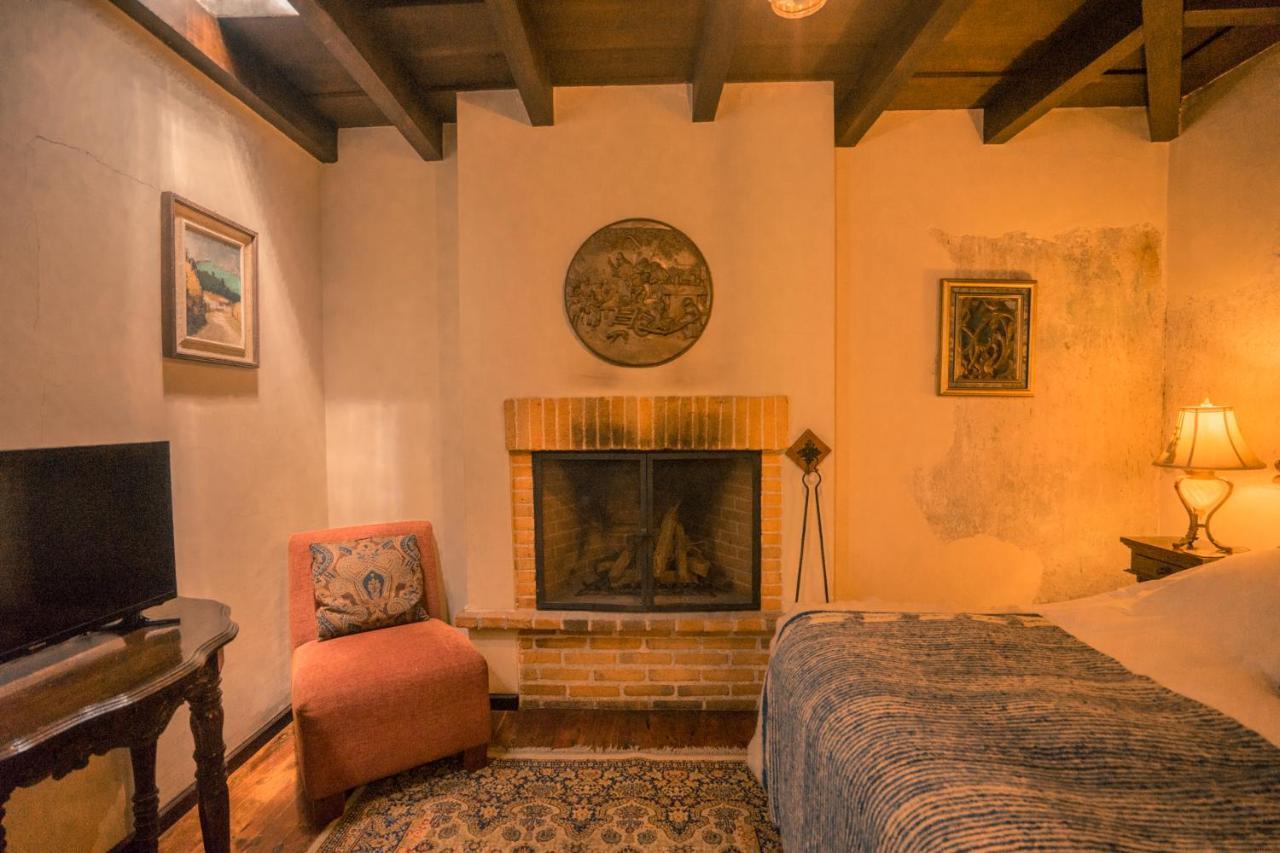 Hotel Sor Juana Antigua Buitenkant foto